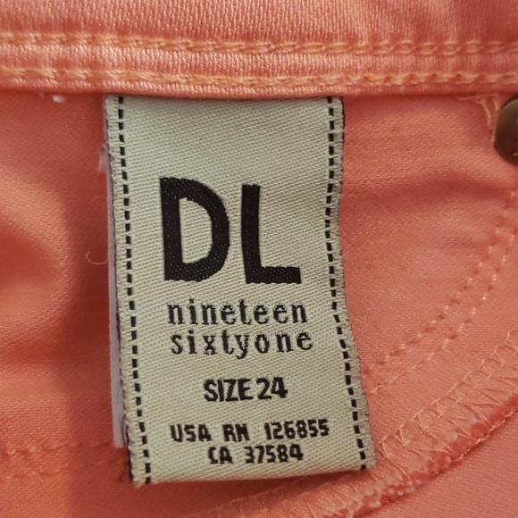 HP. DL1961 Angle Mid Rise Skinny Ankle Jeans - Picture 9 of 9